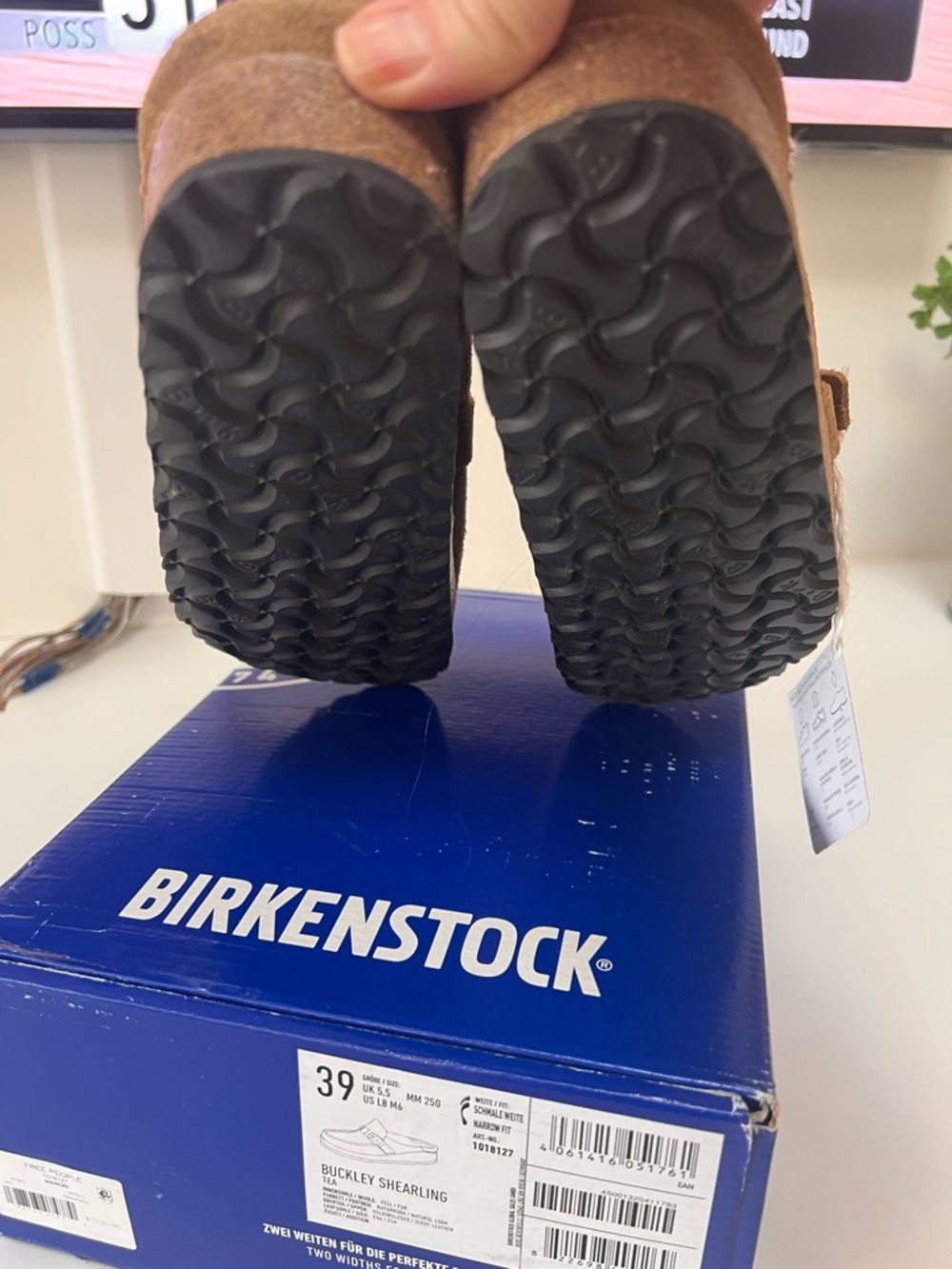Birkenstock Buckley Shearling Clogs - Picture 8 of 13